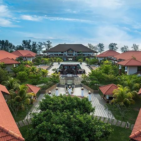 Tok Aman Bali Beach Resort @ Beachfront Kampong Ayer Tawar  Buitenkant foto