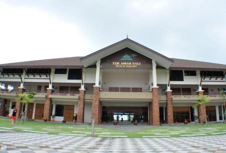 Tok Aman Bali Beach Resort @ Beachfront Kampong Ayer Tawar  Buitenkant foto