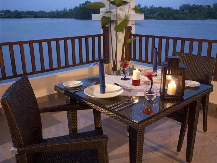 Tok Aman Bali Beach Resort @ Beachfront Kampong Ayer Tawar  Buitenkant foto